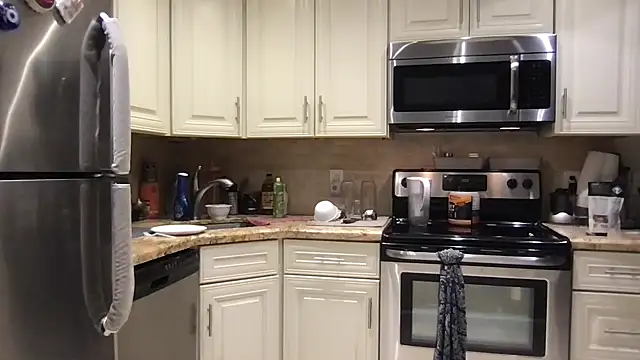 Snapshot of BigGuyMuscle chatting on 19, 1, 2026 BigGuyMuscle online show from 19, 1, 2026