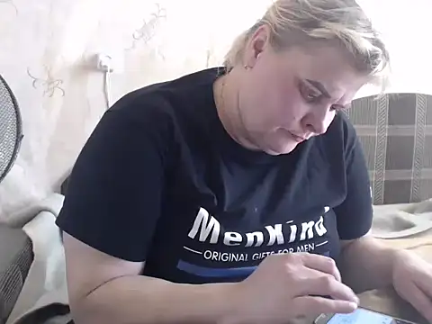 Snapshot of Ameliabusty chatting on 18, 2, 2025 Ameliabusty online show from 18, 2, 2025