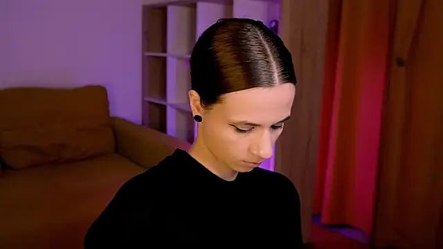 ItsAlisia online show from 27, 11, 2025