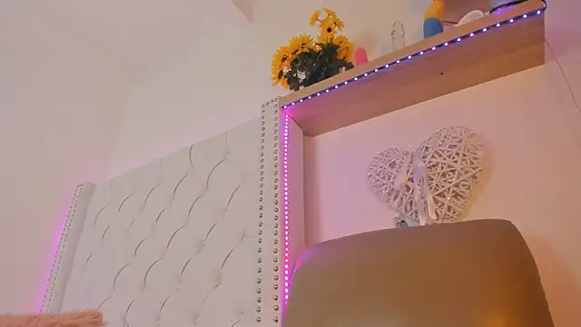 Snapshot of sara_montiell chatting on 21, 1, 2025 sara montiell online show from 21, 1, 2025