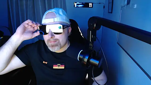 DerPornoPete online show from 8, 2, 2025