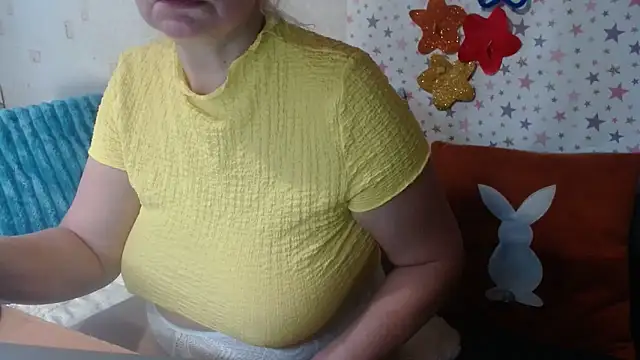 QueenLana online show from 11, 11, 2025