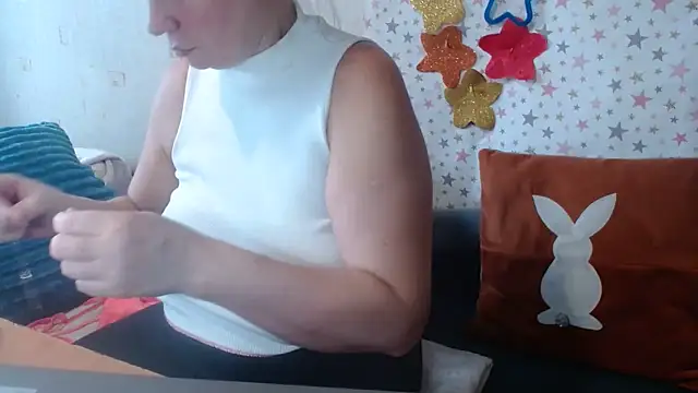 QueenLana online show from 19, 11, 2025