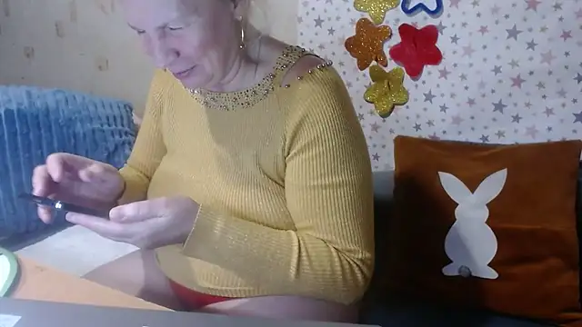 QueenLana online show from 3, 12, 2025