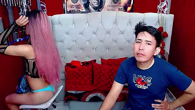 Snapshot of shannentrans chatting on 6, 12, 2024 shannentrans online show from 6, 12, 2024