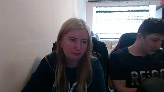 Snapshot of PeterAndJen chatting on 1, 5, 2026 PeterAndJen online show from 1, 5, 2026
