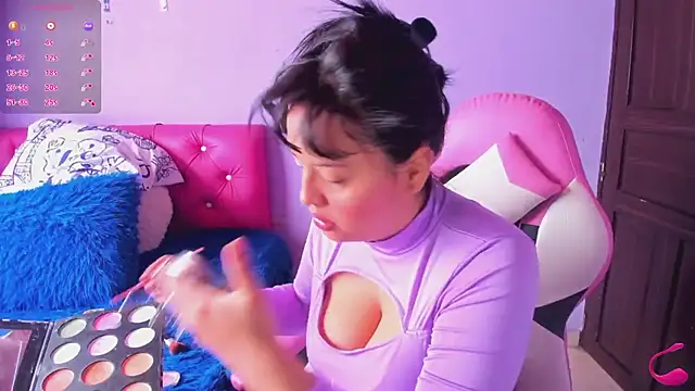 crissn0707 online show from 20, 11, 2025