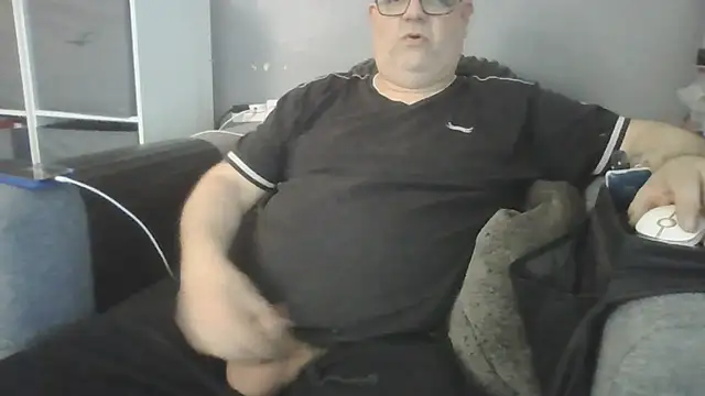 Snapshot of Naturistmale45 chatting on 27, 4, 2026 Naturistmale45 online show from 27, 4, 2026