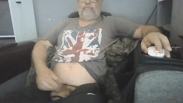 Snapshot of Naturistmale45 chatting on 31, 5, 2026 Naturistmale45 online show from 31, 5, 2026