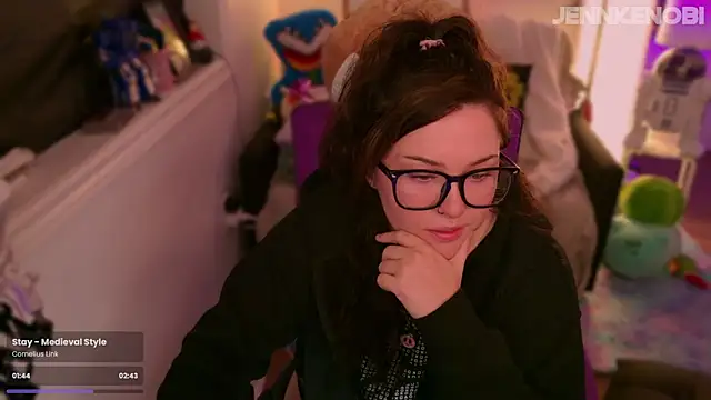 JennKenobi online show from 16, 9, 2025