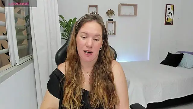 tamy shine87 online show from 26, 1, 2025