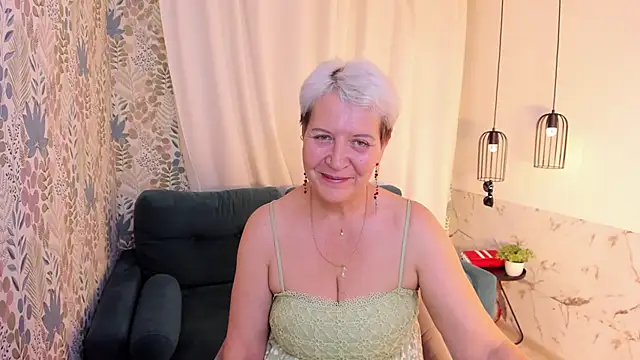 Snapshot of KathySunn chatting on 19, 5, 2026 KathySunn online show from 19, 5, 2026