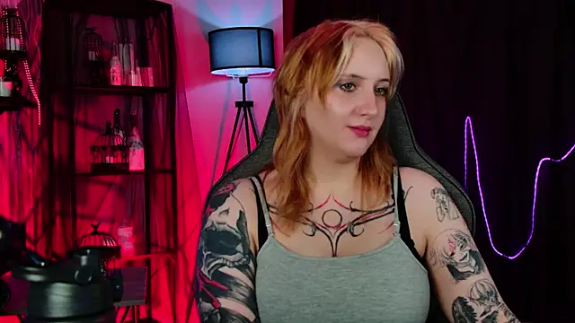Snapshot of AsheLucker chatting on 1, 5, 2026 AsheLucker online show from 1, 5, 2026