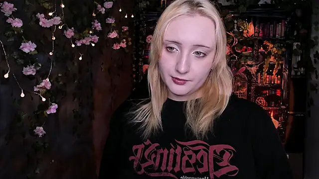 Snapshot of AsheLucker chatting on 5, 6, 2026 AsheLucker online show from 5, 6, 2026