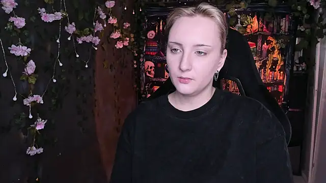 Snapshot of AsheLucker chatting on 7, 7, 2026 AsheLucker online show from 7, 7, 2026