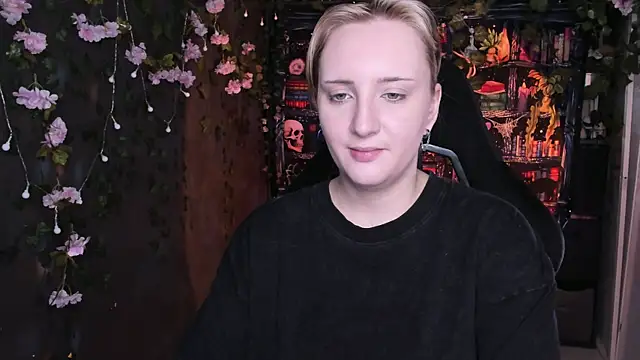 Snapshot of AsheLucker chatting on 7, 7, 2026 AsheLucker online show from 7, 7, 2026