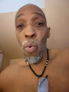 Lonelynudist59 online show from 18, 2, 2026