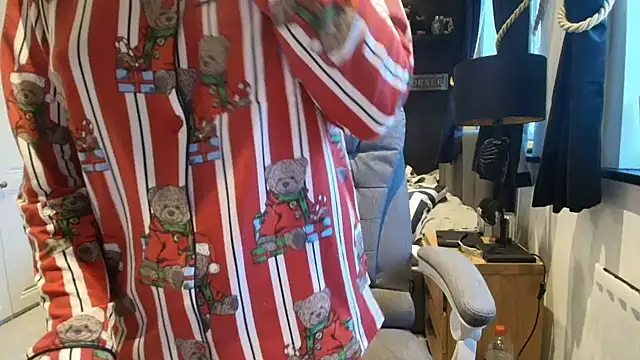 short sweetpea online show from 22, 10, 2025