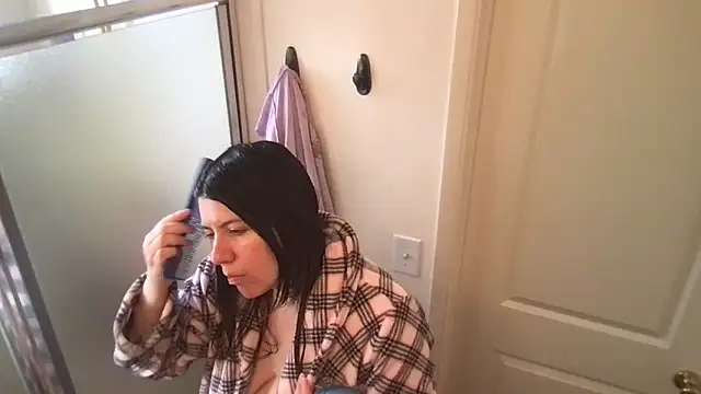 HYPHYtype online show from 4, 11, 2025