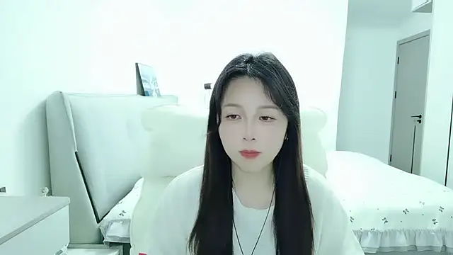 Sunset glow online show from 28, 2, 2026