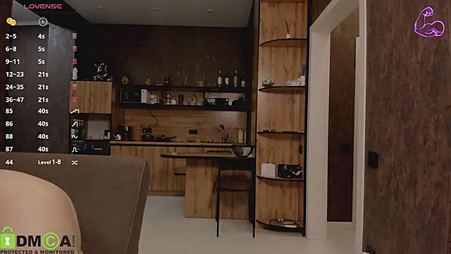 Snapshot of Model_Mike chatting on 7, 4, 2026 Model Mike online show from 7, 4, 2026