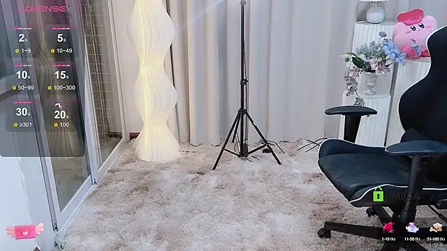 Happy Kitty online show from 6, 12, 2024