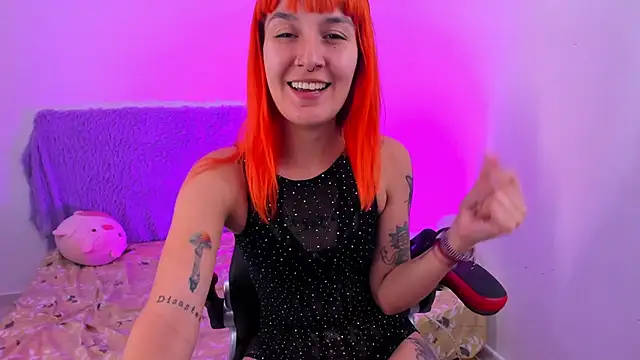 Snapshot of MaryJaneDove chatting on 12, 1, 2025 MaryJaneDove online show from 12, 1, 2025