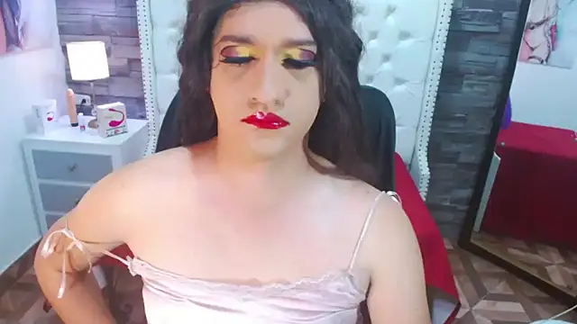 TRINY TS online show from 2, 1, 2025