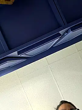 Nikkierosee online show from 9, 10, 2025