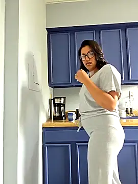 Nikkierosee online show from 29, 10, 2025