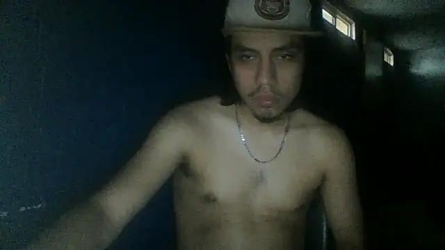 Snapshot of AlexAlejandro13 chatting on 17, 10, 2025 AlexAlejandro13 online show from 17, 10, 2025