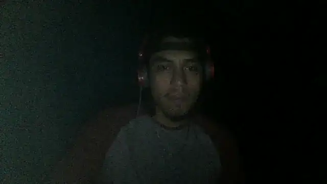 Snapshot of AlexAlejandro13 chatting on 19, 10, 2025 AlexAlejandro13 online show from 19, 10, 2025