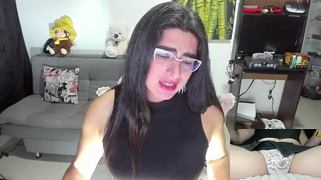 Snapshot of Khalifa_Gold chatting on 18, 4, 2026 Khalifa Gold online show from 18, 4, 2026