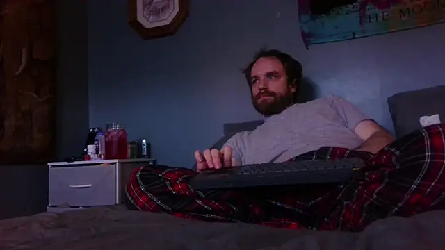 hpluvsplata online show from 15, 4, 2026