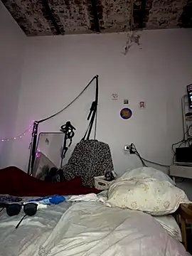 Alicbranca online show from 30, 11, 2025