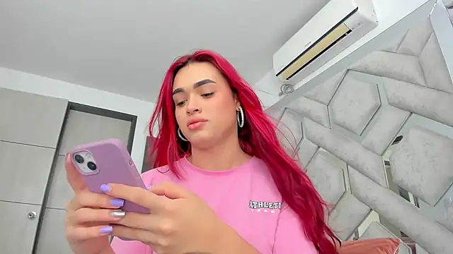 Snapshot of alexandra_fire69x chatting on 28, 4, 2026 alexandra fire69x online show from 28, 4, 2026