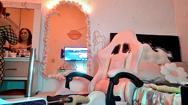 Dulce Maria05 online show from 6, 3, 2025