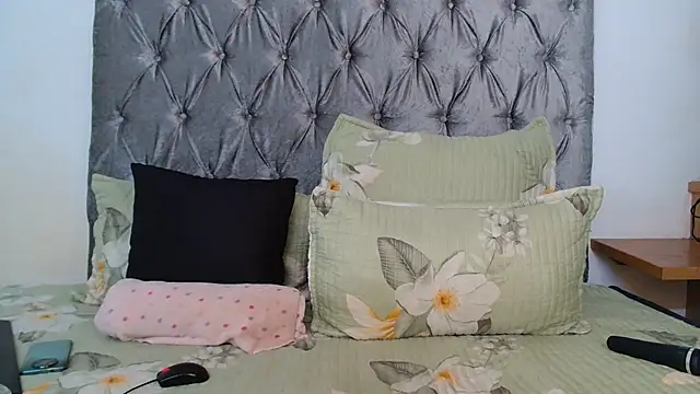 AvaOcean online show from 10, 3, 2025