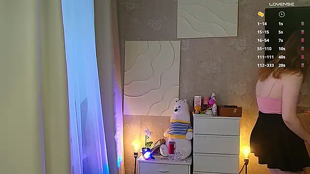 Vivian cutie online show from 8, 11, 2025