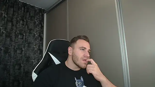 Thori92 online show from 18, 1, 2025