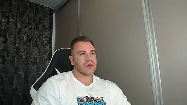 Thori92 online show from 25, 9, 2025