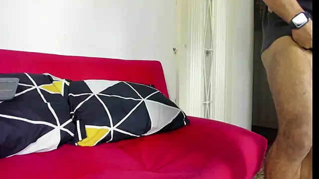 sweatyhairypig23 online show from 11, 3, 2026