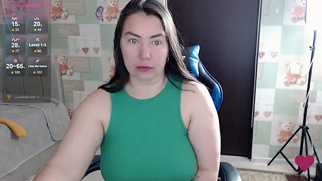 Snapshot of Korolek12 chatting on 27, 5, 2026 Korolek12 online show from 27, 5, 2026