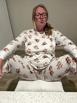 Lizzyloo online show from 24, 2, 2026