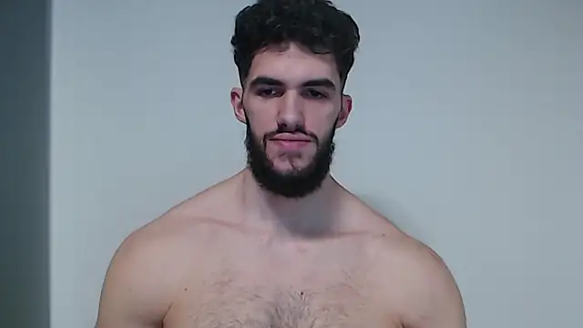 Snapshot of hiddenf chatting on 5, 1, 2025 hiddenf online show from 5, 1, 2025