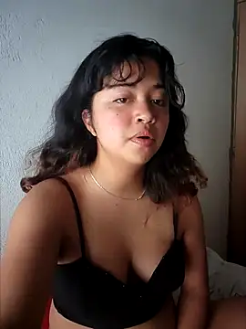 Peach Girll online show from 1, 3, 2025