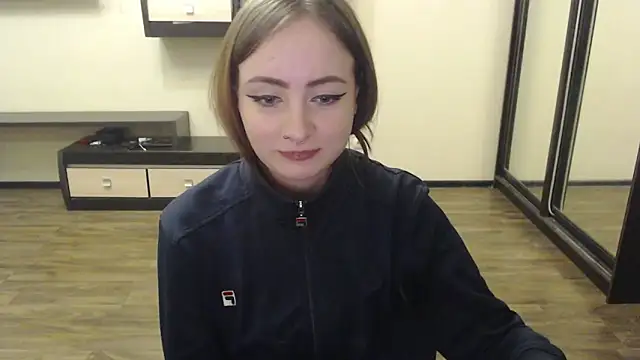 Laralianna online show from 13, 12, 2024