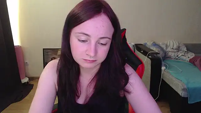 Snapshot of Laralianna chatting on 28, 6, 2026 Laralianna online show from 28, 6, 2026