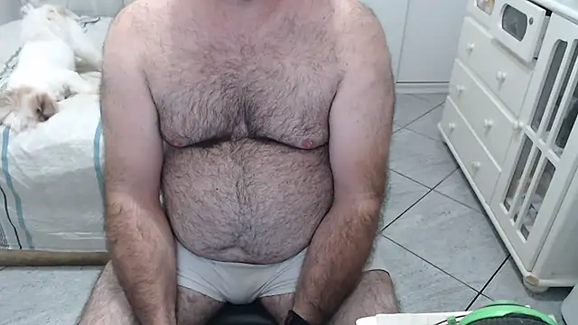 Snapshot of MysterBearMG chatting on 3, 3, 2026 MysterBearMG online show from 3, 3, 2026