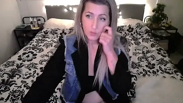 Snapshot of TessToy chatting on 16, 1, 2025 TessToy online show from 16, 1, 2025